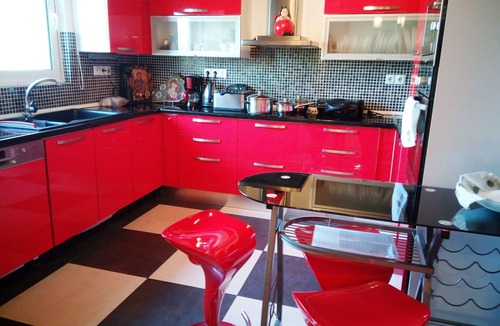 Agioi Anargyroi-Kamatero House | Greek hospitality with Free Double Parking and 1 Gbps WiFi/9 persons