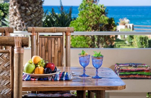 Lygaria Apartment | Green Apartment in Lygaria Beach - sleeps 5
