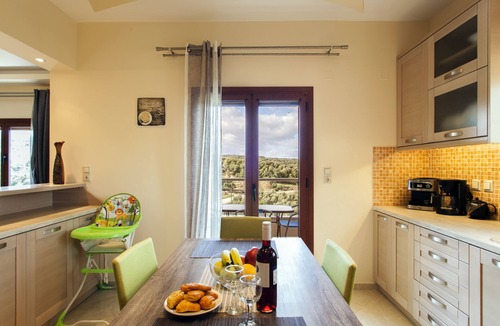 Krasounas Villa | GreenLand Residence, a hidden gem under Cretan sun!