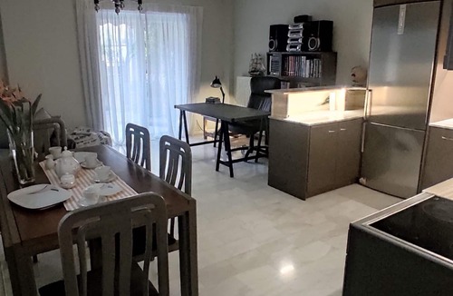 Patras Apartment | Grey Stones & Balcony: 2-bedroom apartment in lovely Patra with WiFi, AC