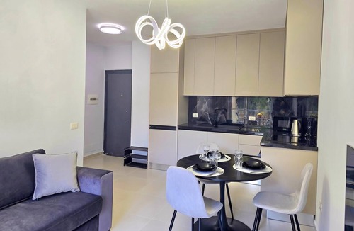 Golem Apartment | Happy Stay Apartment by the Sea 093, Durres, Albania