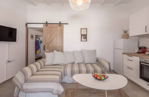 Tripiti House | Helenas Cycladic House