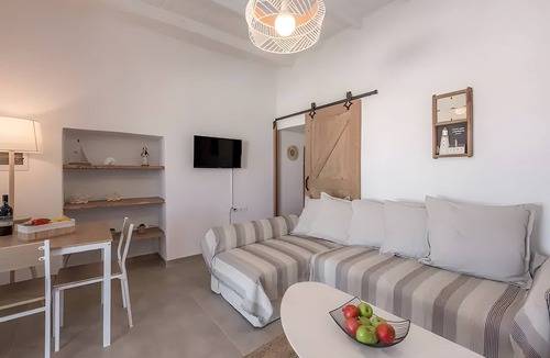 Tripiti House | Helenas Cycladic House