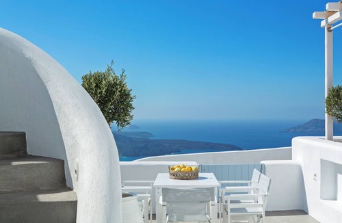 Firostefani Hotel | Helestia Pocket Hotel, Caldera Santorini