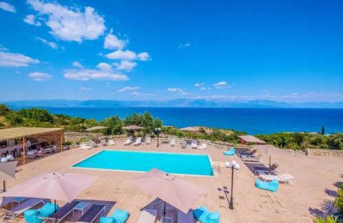 Messini Apartment | Hilltop Residences