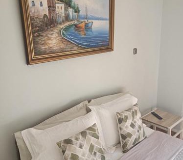 Thissio Apartment | Historic Center Apartment at Thisseio