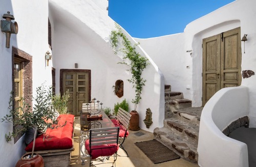 Pyrgos Villa | Historic Villa Santa Croce
