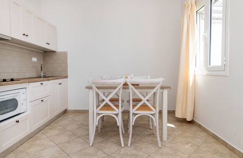 Agios Ioannis House | Holiday Home 'Anemologio 303 Tinos' with Sea View, Wi-Fi and Air Conditioning