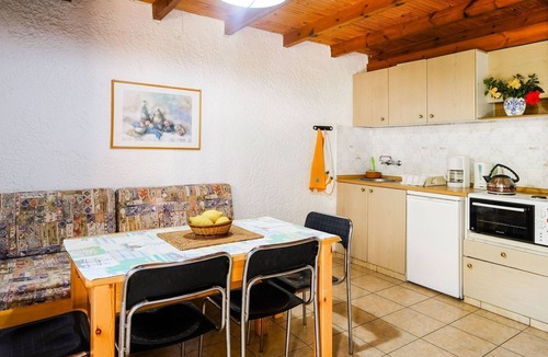 Kantanos-Selino House | Holiday Home in Palaiochora by the Beach