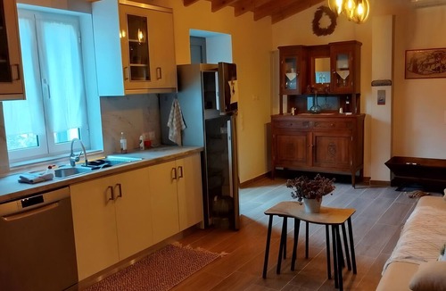Lemnos House | Holiday Home 'Lilly Of Lemnos' with Shared Terrace, Private Garden and Air Conditioning