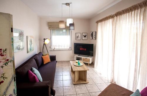 Nea Peramos House | Holiday House Ioanna