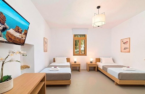 Kournas House | Holiday house Kourna for 1 - 14 persons with 6 bedrooms - Holiday house