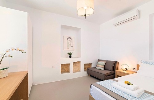 Kournas House | Holiday house Kourna for 1 - 14 persons with 6 bedrooms - Holiday house