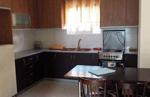 Kodrra Apartment | Homerez - Spacious Apartment in Sarandë, 100 m² + Balcony