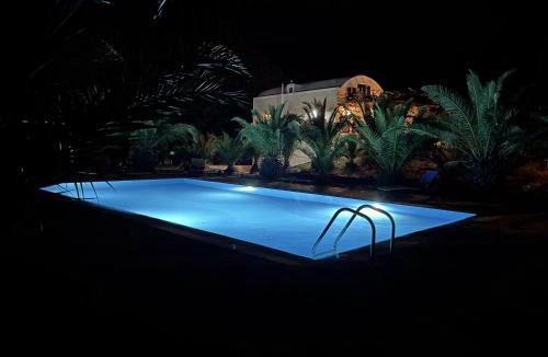 Perissa Villa | HONES - RELAX HOUSE