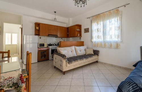 Larissa Apartment | Honey apartment LA