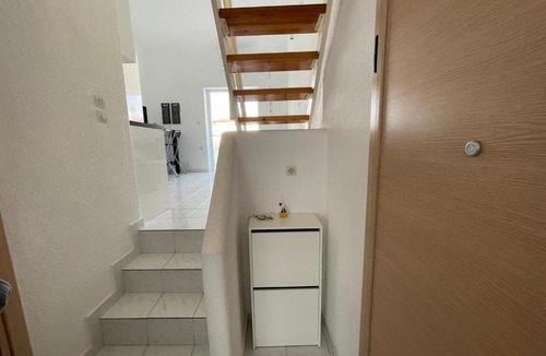 Pefkochori Apartment | Honey s Old Town Gem