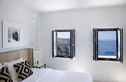 Imerovigli Hotel | Honeymoon Petra Villas