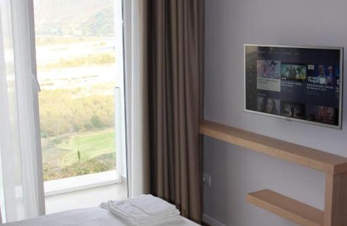 Fushebardhe Hotel | Hotel Auto Grill Roberti