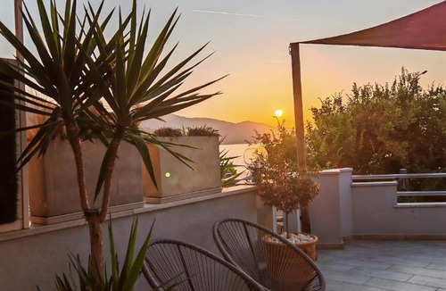Thasos Town Apartment | Hotel George suite 2