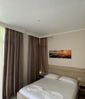 Dhermi Hotel | Hotel Jon