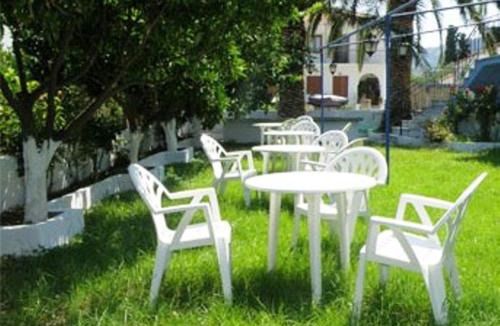 Skopelos Town Hotel | Hotel Kavouris