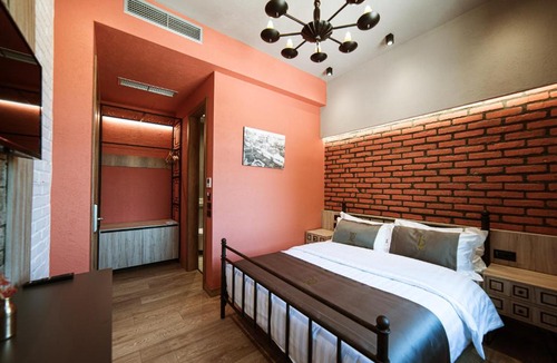 Albania Hotel | Hotel Taverna Devolli