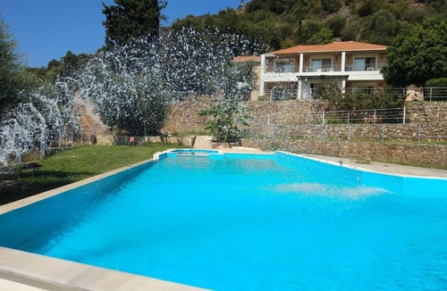 Dorida Apartment | Hotel Theasis