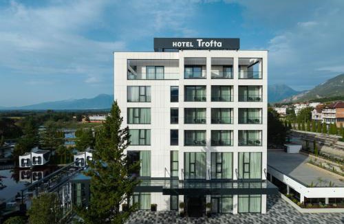 Vrellë Hotel | Hotel Trofta
