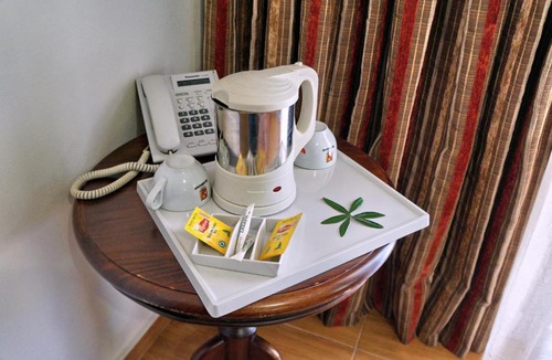 Plomari Hotel | HOTEL VICKY II