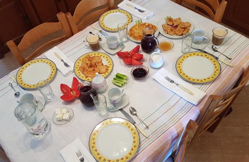 Permet Hotel | Hotel Villa Ago