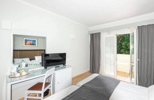 Kanoni Hotel | Hotiday Corfu Kanoni