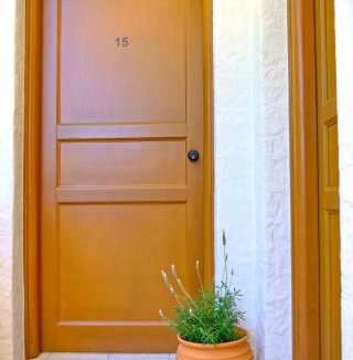 Termenades House | Houmis Apts & Studios