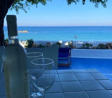 Skyros Town House | House on the beach