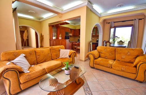 Pagi Cottage | House with a small swiming pooln