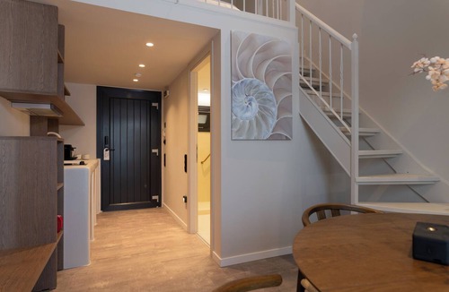 Volissos Apartment | Ichos Apartments
