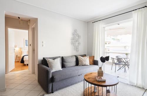 Petralona Apartment | Ideal 1 BR Apartment in Petralona by UPSTREET