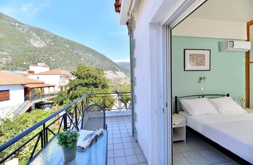 Ilia Apartment | Ilia Edipsos Nest - Homely Vibes and Mountain View