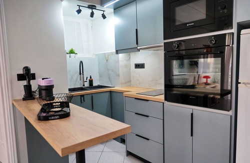Gefira Mpania Apartment | In the heart of Nafpaktos's city center, 50m from the sea and 5' from the port.