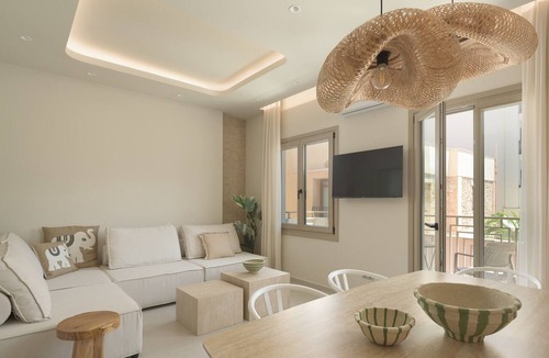 Old Town Rethymnon Apartment | Infinity Suites 1, By Hellocrete