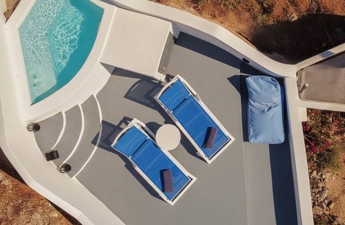Fira Apartment | Ira Sea View Couple Studio with Rooftop Jacuzzi