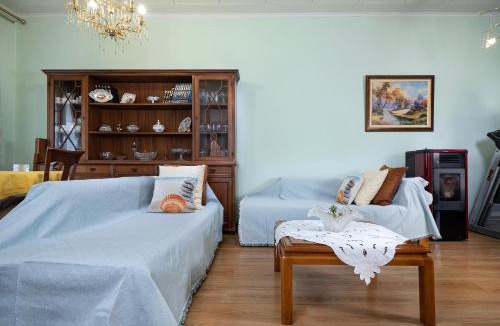 Armenoi House | Irini House