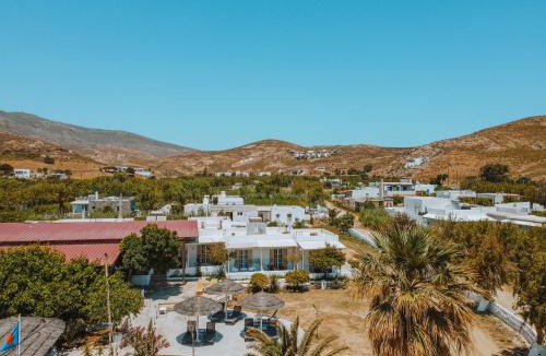 Serifos Hotel | ISALOS ROOMS ON THE BEACH