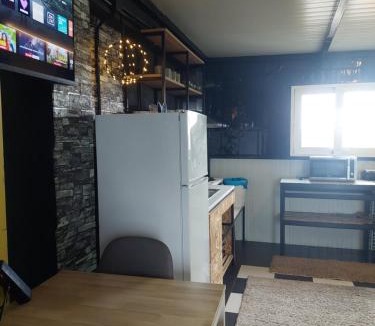 Andravida House | Jim3 moterno studio fast wi-fi with a view in the center of the village