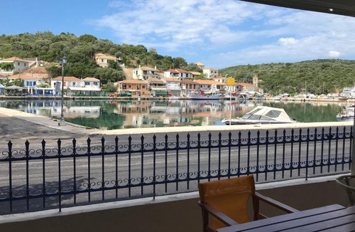 Vathi House | Joanna Seaside House