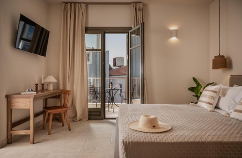 Pythagorion Apartment | JUNO Collection Residences