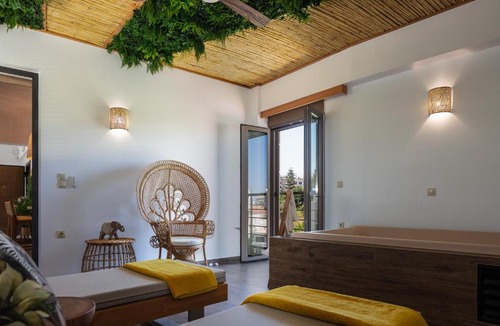 Halepa Apartment | JW luxury apartment