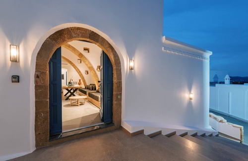 Kalathos House | Kalathos Square Luxury Suites