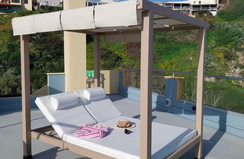 Platanias Town House | kallia's lux apt with sea view & cool jacuzzi