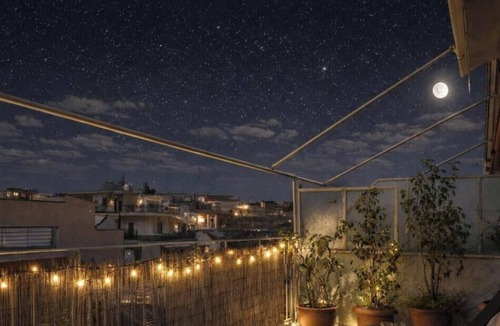 Kinosargous Apartment | Kalypso Acropolis View Rooftop | 6 min to Metro